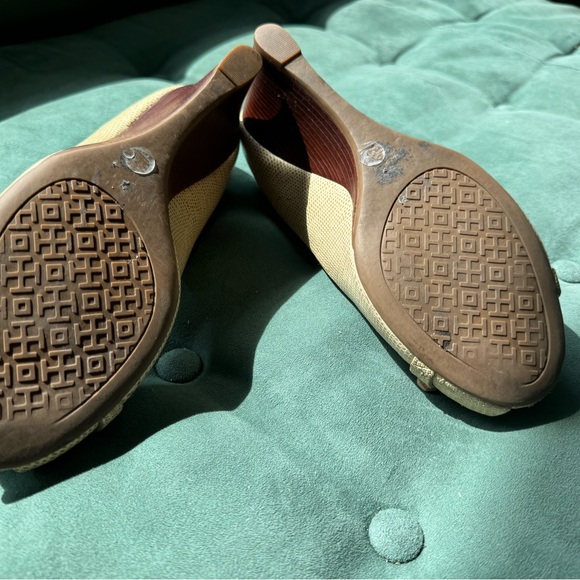 Tory Burch Mini Miller Snake Embossed Open Toe - Picture 4 of 10